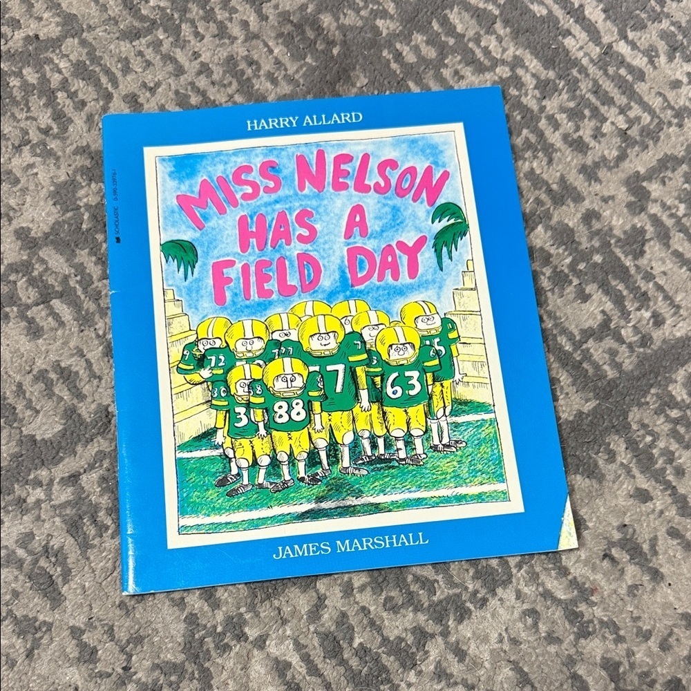 Miss Nelson Has a Field Day Book